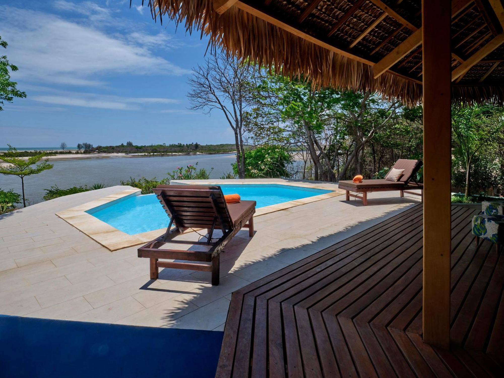 Antsanitia Resort Mahajanga Exterior foto