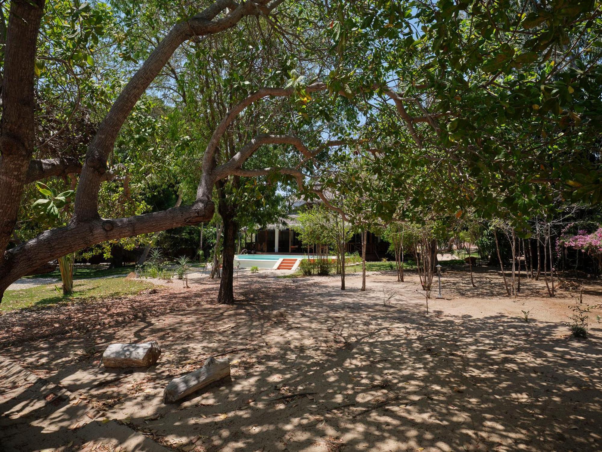 Antsanitia Resort Mahajanga Exterior foto
