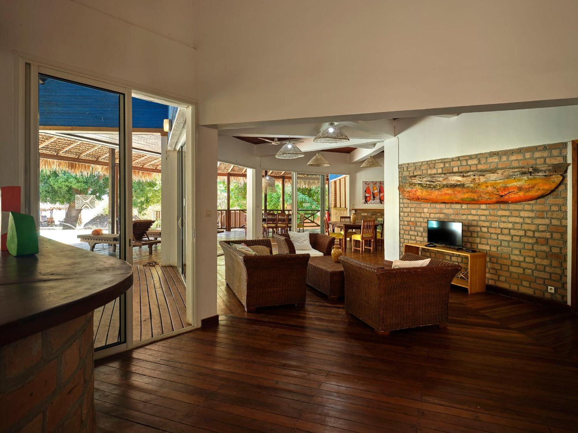 Antsanitia Resort Mahajanga Exterior foto
