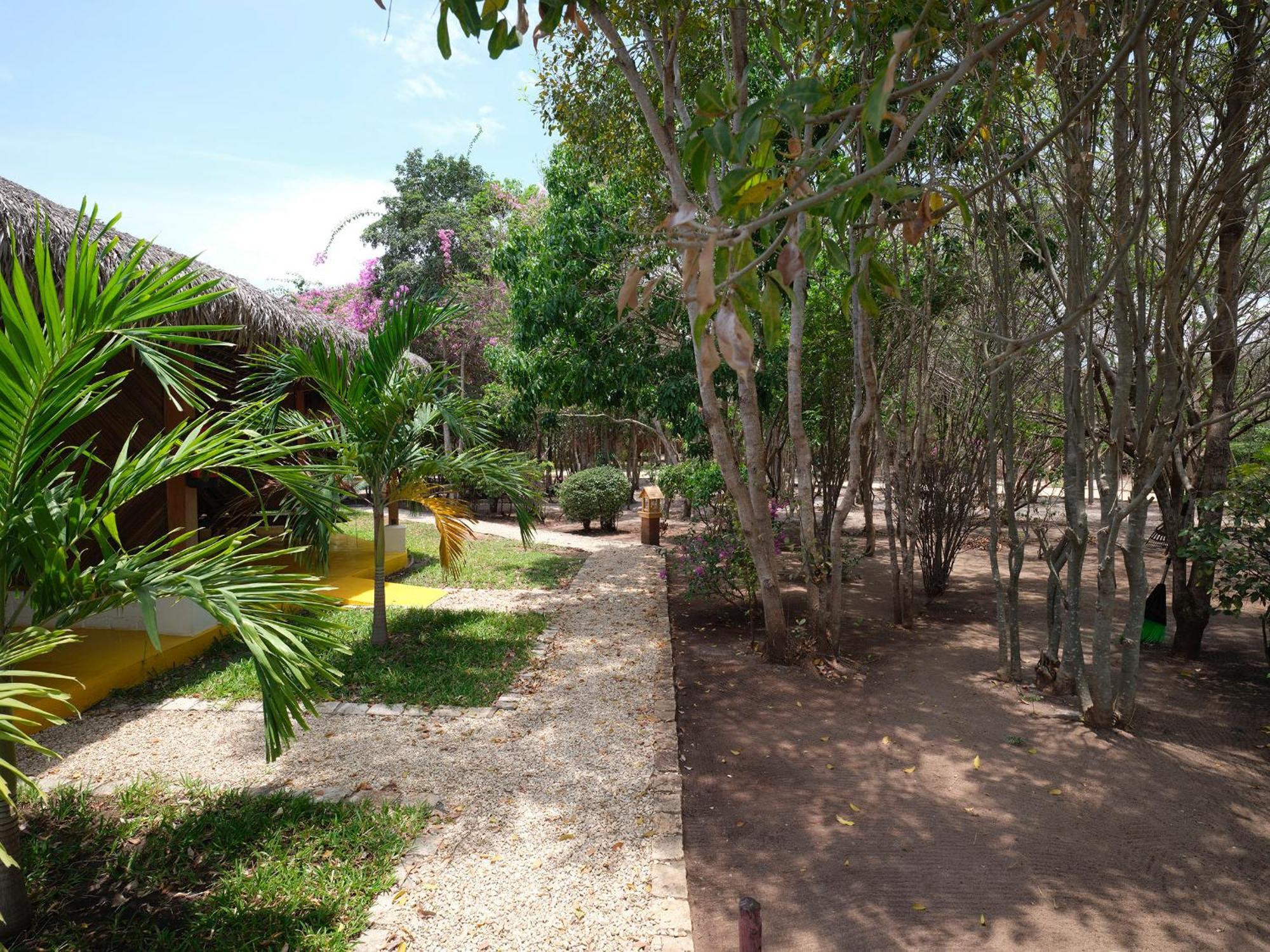 Antsanitia Resort Mahajanga Exterior foto